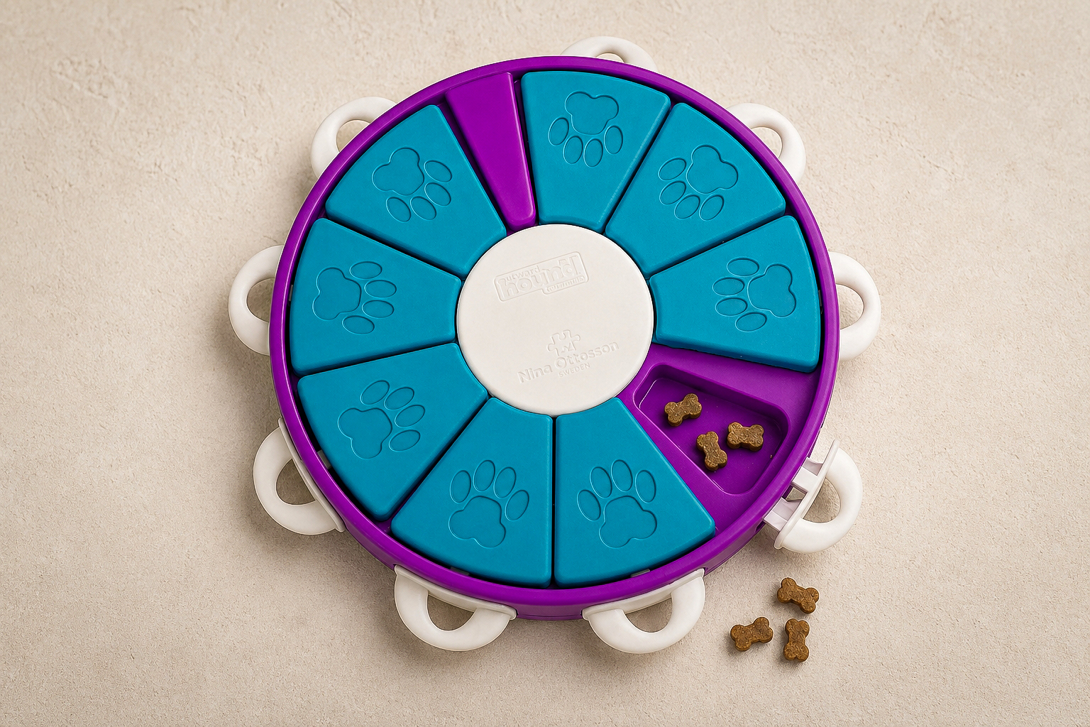 Nina Ottosson by Outward Hound Dog Twister Puzzle